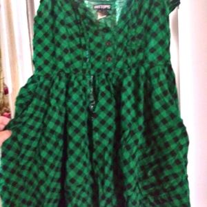 Green/black checkered mini summer dress